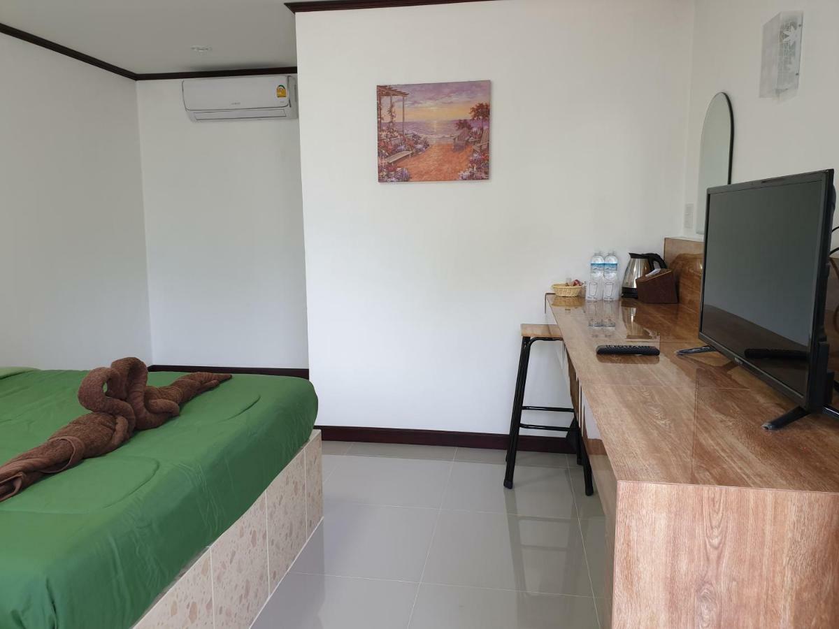 Rung Inn Homestay Ranong Bagian luar foto